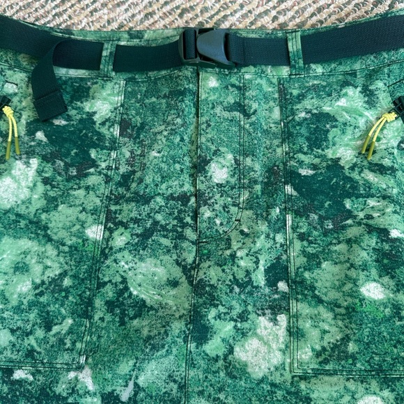 Outdoor Voices Rectrek Green Smoke Marble Skirt - Picture 5 of 8